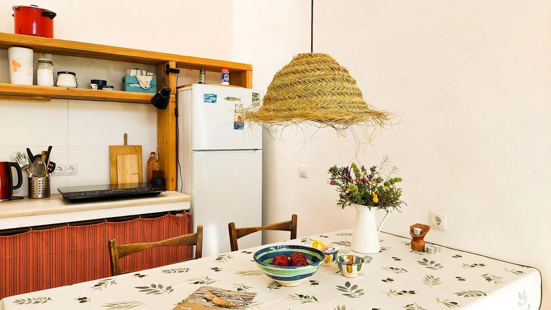 La Casa De Las Golondrinas Las Hortichuelas Bajas 0*,